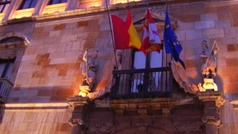 Duelo en León por el asesinato de Isabel Carrasco Duelo en León por el asesinato de Isabel Carrasco