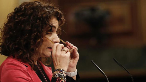 La ministra de Hacienda, María Jesús Montero, en el debate de los Presupuestos de 2019 en el Congreso. / EFE La ministra de Hacienda, María Jesús Montero, en el debate de los Presupuestos de 2019 en el Congreso. / EFE