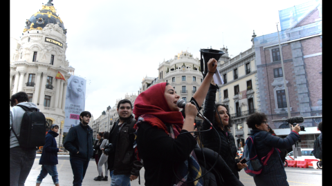 Cientos de personas se han concentrado en Cibeles en contra del racismo - Arancha Ríos