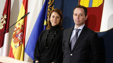 María Dolores de Cospedal y Andrés Gómez Gordo./ EFE María Dolores de Cospedal y Andrés Gómez Gordo./ EFE