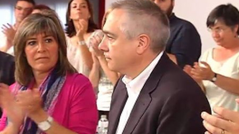 Gran ovación para Navarro en su despedida Gran ovación para Navarro en su despedida