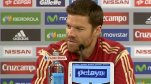 Xabi Alonso: "O nos vamos a casa todos o seguimos peleando todos" Xabi Alonso: "O nos vamos a casa todos o seguimos peleando todos"