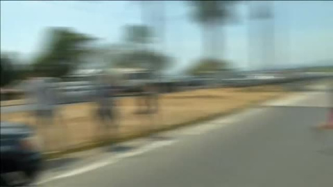 Nicolás Maduro echa el cierre a su frontera con Brasil para evitar la entrada de la ayuda humanitaria desplegada Nicolás Maduro echa el cierre a su frontera con Brasil para evitar la entrada de la ayuda humanitaria desplegada