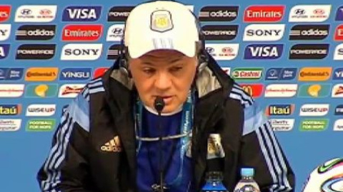 Sabella: "Messi está haciendo un buen Mundial" Sabella: "Messi está haciendo un buen Mundial"