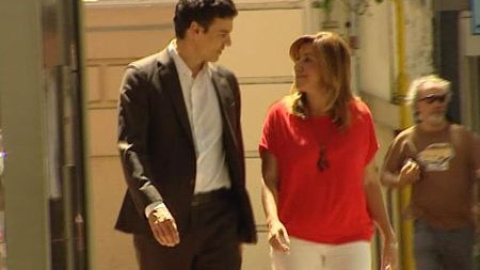 Pedro Sánchez y Susana Díaz llegan juntos a Ferraz Pedro Sánchez y Susana Díaz llegan juntos a Ferraz