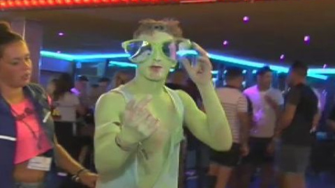 Los vecinos de Magaluf desesperados por el desfase de los turistas Los vecinos de Magaluf desesperados por el desfase de los turistas