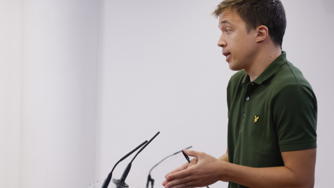 El portavoz de Más País en el Congreso de los Diputados, Íñigo Errejón, durante una rueda de prensa, a 8 de septiembre de 2022. El portavoz de Más País en el Congreso de los Diputados, Íñigo Errejón, durante una rueda de prensa, a 8 de septiembre de 2022.