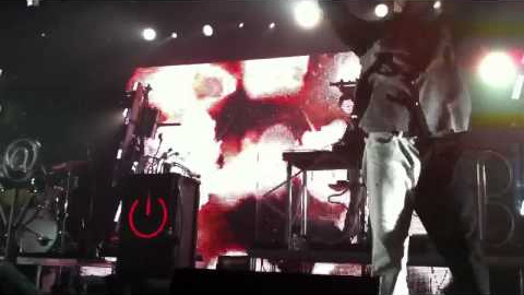 M.I.A. - Paper planes @ La Riviera. Madrid 6/12/2010