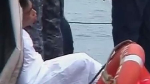 Al menos dos muertos tras el hundimiento de un ferry en Filipinas Al menos dos muertos tras el hundimiento de un ferry en Filipinas