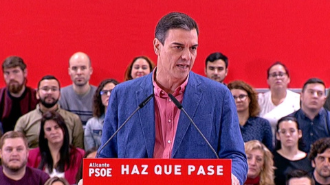 Sánchez alerta de peligro de "involución" si no se vota al PSOE Sánchez alerta de peligro de "involución" si no se vota al PSOE