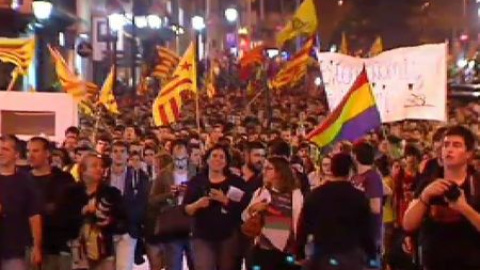 Multitudinaria protesta de estudiantes en Barcelona para apoyar la consulta soberanista Multitudinaria protesta de estudiantes en Barcelona para apoyar la consulta soberanista