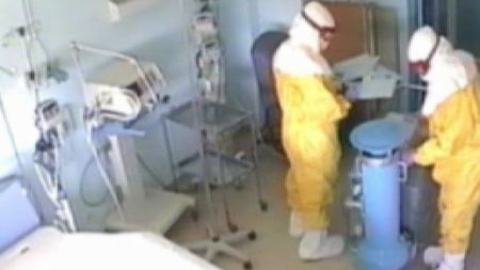 Crece un ochenta por ciento la demanda de trajes de protección contra el ébola Crece un ochenta por ciento la demanda de trajes de protección contra el ébola