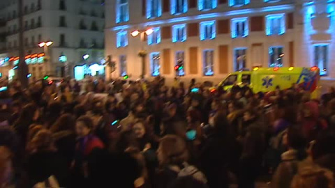 Una cacerolada en Sol: primer acto del DÃa de la Mujer Una cacerolada en Sol: primer acto del DÃa de la Mujer