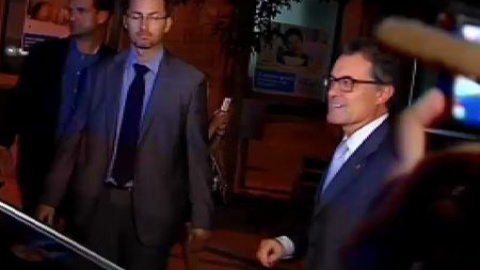 La reunión entre Mas y el bloque soberanista termina tarde y sin detalles del encuentro La reunión entre Mas y el bloque soberanista termina tarde y sin detalles del encuentro