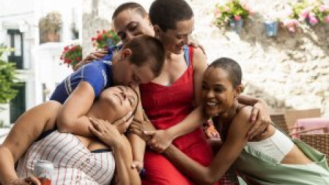 'Las de la última fila', el viaje de cinco amigas reinventándose y dándose una oportunidad 'Las de la última fila', el viaje de cinco amigas reinventándose y dándose una oportunidad