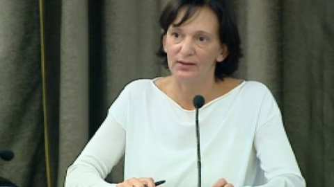 Podemos interpreta la macrooperación contra la corrupción como "un paso más en la caída de un régimen en descomposición" Podemos interpreta la macrooperación contra la corrupción como "un paso más en la caída de un régimen en descomposición"