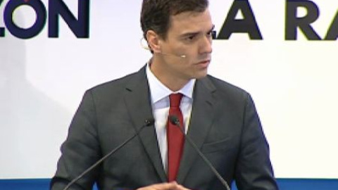 Pedro Sánchez dice que "el cambio seguro solo lo puede ofrecer" el PSOE Pedro Sánchez dice que "el cambio seguro solo lo puede ofrecer" el PSOE