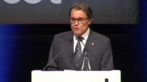 Artur Mas pide a los catalanes que den el domingo "una lección democrática y de civismo" Artur Mas pide a los catalanes que den el domingo "una lección democrática y de civismo"