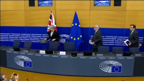 Acuerdo de última hora para el 'Brexit' entre la UE y Reino Unido Acuerdo de última hora para el 'Brexit' entre la UE y Reino Unido