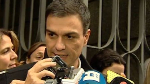 Pedro Sánchez alude a la presunción de inocencia de Chaves y Griñán Pedro Sánchez alude a la presunción de inocencia de Chaves y Griñán