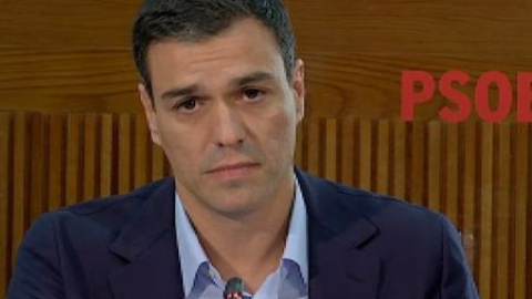 Pedro Sánchez: "Rajoy no ofrece señales de vida inteligente políticamente" Pedro Sánchez: "Rajoy no ofrece señales de vida inteligente políticamente"