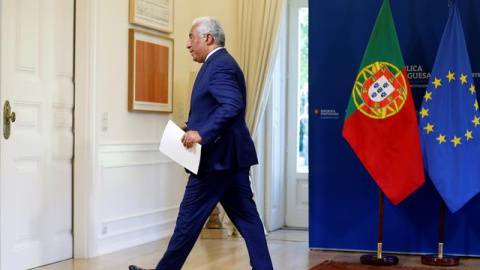 El primer ministro de Portugal, Antonio Costa, tras una comparencia en el Palacio de Sao Bento, en Lisboa. REUTERS/Pedro Nunes El primer ministro de Portugal, Antonio Costa, tras una comparencia en el Palacio de Sao Bento, en Lisboa. REUTERS/Pedro Nunes