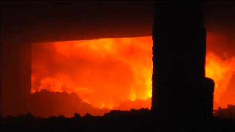 Fallecen 70 personas en un incendio en Bangladesh Fallecen 70 personas en un incendio en Bangladesh