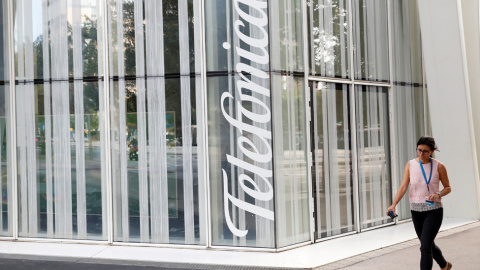 Sede de Telefonica en Barcelona. REUTERS/Albert Gea Sede de Telefonica en Barcelona. REUTERS/Albert Gea