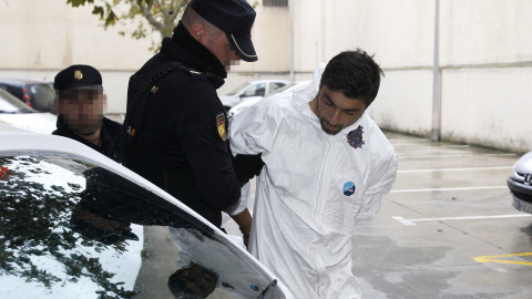 Pasa a disposición judicial el hombre que apuñaló a su expareja en Palma. EUROPA PRESS/Isaac Buj Pasa a disposición judicial el hombre que apuñaló a su expareja en Palma. EUROPA PRESS/Isaac Buj