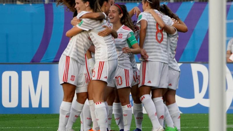 Las jugadoras de la Selección sub-20 de fútbol femenino celebran el gol de Patri Guijarro (8) ante Francia durante la semifinal del Mundial. / EFE Las jugadoras de la Selección sub-20 de fútbol femenino celebran el gol de Patri Guijarro (8) ante Francia durante la semifinal del Mundial. / EFE