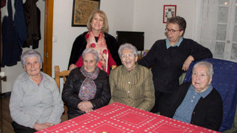 Mujeres entrevistadas durante el trabajo de campo para la elaboración del documental 'O Dentón'. / ILLA BUFARDA Mujeres entrevistadas durante el trabajo de campo para la elaboración del documental 'O Dentón'. / ILLA BUFARDA