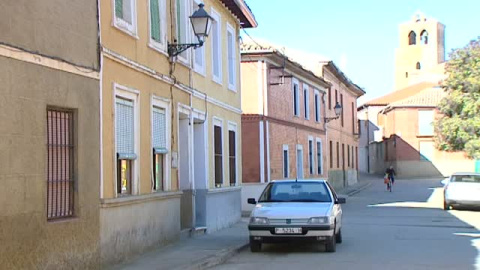 Una alternativa para ahorrar luz que aún se utiliza en muchos lugares de Castilla y Leon son las glorias. Una alternativa para ahorrar luz que aún se utiliza en muchos lugares de Castilla y Leon son las glorias.