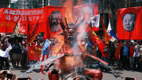 Manifestación del Primero de Mayo en Manila (Filipinas). / ELOÍSA LÓPEZ (REUTERS)