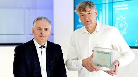 Erik Loopstra & Vadim Banine - Extreme ultraviolet lithography