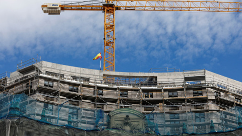 Obras del Proyecto Canalejas, para un hotel de lujo, tiendas y viviendas en el centro de Madrid, promovido por OHL. REUTERS/Paul Hanna Obras del Proyecto Canalejas, para un hotel de lujo, tiendas y viviendas en el centro de Madrid, promovido por OHL. REUTERS/Paul Hanna
