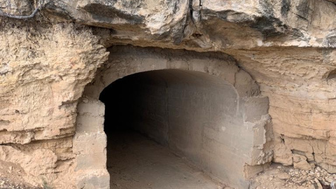 Un del refugis de la batalla de l'Ebre que es conserven a la Terra Alta Un del refugis de la batalla de l'Ebre que es conserven a la Terra Alta