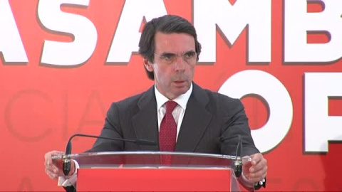 Aznar reclama "una segunda vuelta" de la reforma laboral Aznar reclama "una segunda vuelta" de la reforma laboral