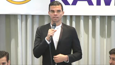 Pepe: "Voy a esperar al Madrid hasta el último segundo" Pepe: "Voy a esperar al Madrid hasta el último segundo"