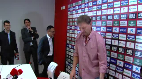 Tony Adams toma las riendas del Granada Tony Adams toma las riendas del Granada