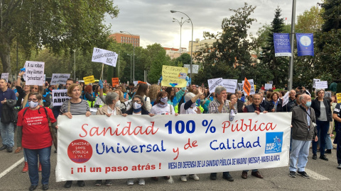 Miles de personas dicen "basta ya" en Madrid a la gestión de Ayuso contra la sanidad pública. Miles de personas dicen "basta ya" en Madrid a la gestión de Ayuso contra la sanidad pública.