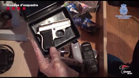 Detienen a dos ancianos por dos robos en bancos de Barcelona