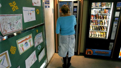 El Govern balear prohíbe vender bebidas azucaradas y golosinas en los colegios El Govern balear prohíbe vender bebidas azucaradas y golosinas en los colegios
