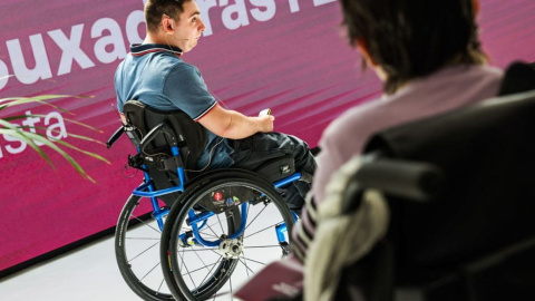 Marc Buxaderas va oferir un monòleg sobre l’accessibilitat a la jornada al COAV Marc Buxaderas va oferir un monòleg sobre l’accessibilitat a la jornada al COAV