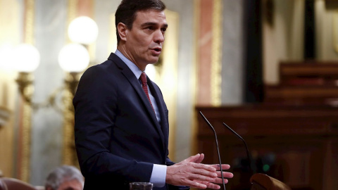 El presidente del Gobierno, Pedro Sánchez, durante su intervención en el pleno del Congreso celebrado este jueves para aprobar una nueva prórroga del estado de alarma, en un debate en el que también se abordará la nueva fase que se abrirá e El presidente del Gobierno, Pedro Sánchez, durante su intervención en el pleno del Congreso celebrado este jueves para aprobar una nueva prórroga del estado de alarma, en un debate en el que también se abordará la nueva fase que se abrirá e