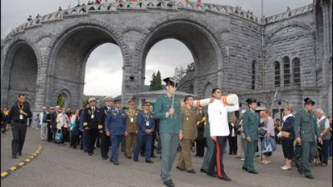 548b45fc86604.jpg 548b45fc86604.jpg