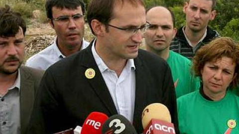 548c2c2cd647e.jpg 548c2c2cd647e.jpg