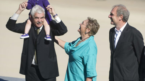 548bd9037e99f.jpg 548bd9037e99f.jpg