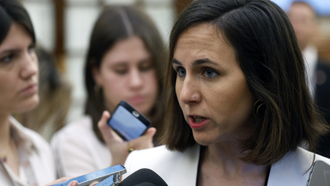 Ione Belarra atiende a los medios en los pasillos del Congreso, a 22 de mayo de 2024. Ione Belarra atiende a los medios en los pasillos del Congreso, a 22 de mayo de 2024.