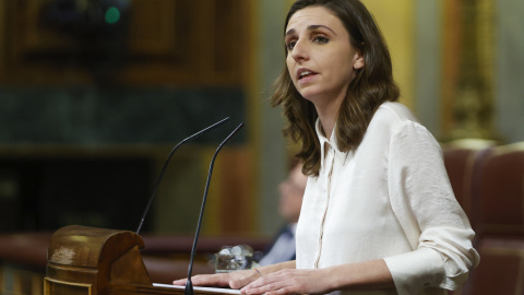 La diputada de Unidas Podemos Lucía Muñoz interviene durante la sesión de tarde del pleno del Congreso de los Diputados, este martes, en Madrid. La diputada de Unidas Podemos Lucía Muñoz interviene durante la sesión de tarde del pleno del Congreso de los Diputados, este martes, en Madrid.