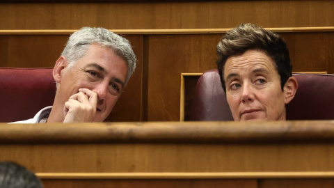 El portavoz adjunto de EH Bildu en el Congreso, Oskar Matute, y la diputada de EH Bildu en el Congreso, Bel Pozueta El portavoz adjunto de EH Bildu en el Congreso, Oskar Matute, y la diputada de EH Bildu en el Congreso, Bel Pozueta